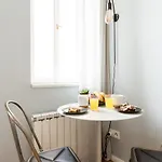 Days - Sunny Riverside شقة