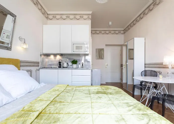 Days - Sunny Riverside Apartament